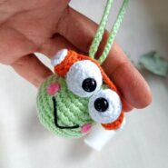 Kulaklıklı Kurbağa Amigurumi Çanta Aksesuarı ve Anahtarlık Oyuncak4